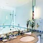 Kleine Strandburg - Adults Only 4*