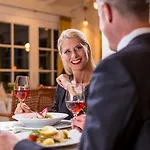 Hotel Kleine Strandburg - Adults Only 4*