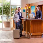 Hotel Kleine Strandburg - Adults Only 4*