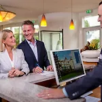 Hotel Kleine Strandburg - Adults Only 4*
