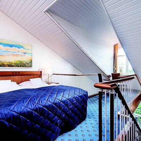 Hotel Kleine Strandburg - Adults Only 4*