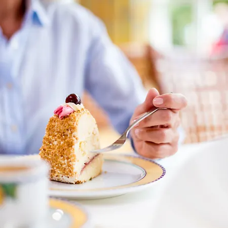 Отель Kleine Strandburg - Adults Only 4*