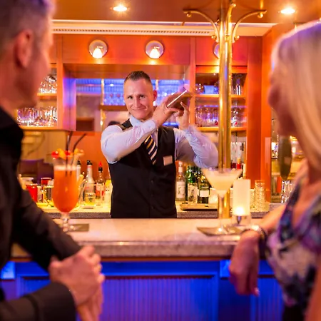 Отель Kleine Strandburg - Adults Only Цинновиц