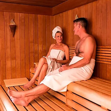 Kleine Strandburg - Adults Only 4*