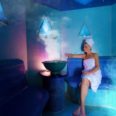 Kleine Strandburg - Adults Only