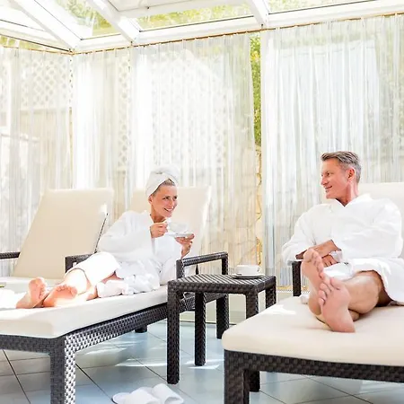 Отель Kleine Strandburg - Adults Only 4*