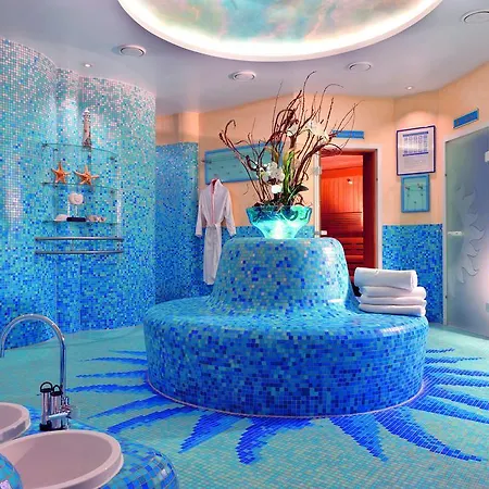 Kleine Strandburg - Adults Only